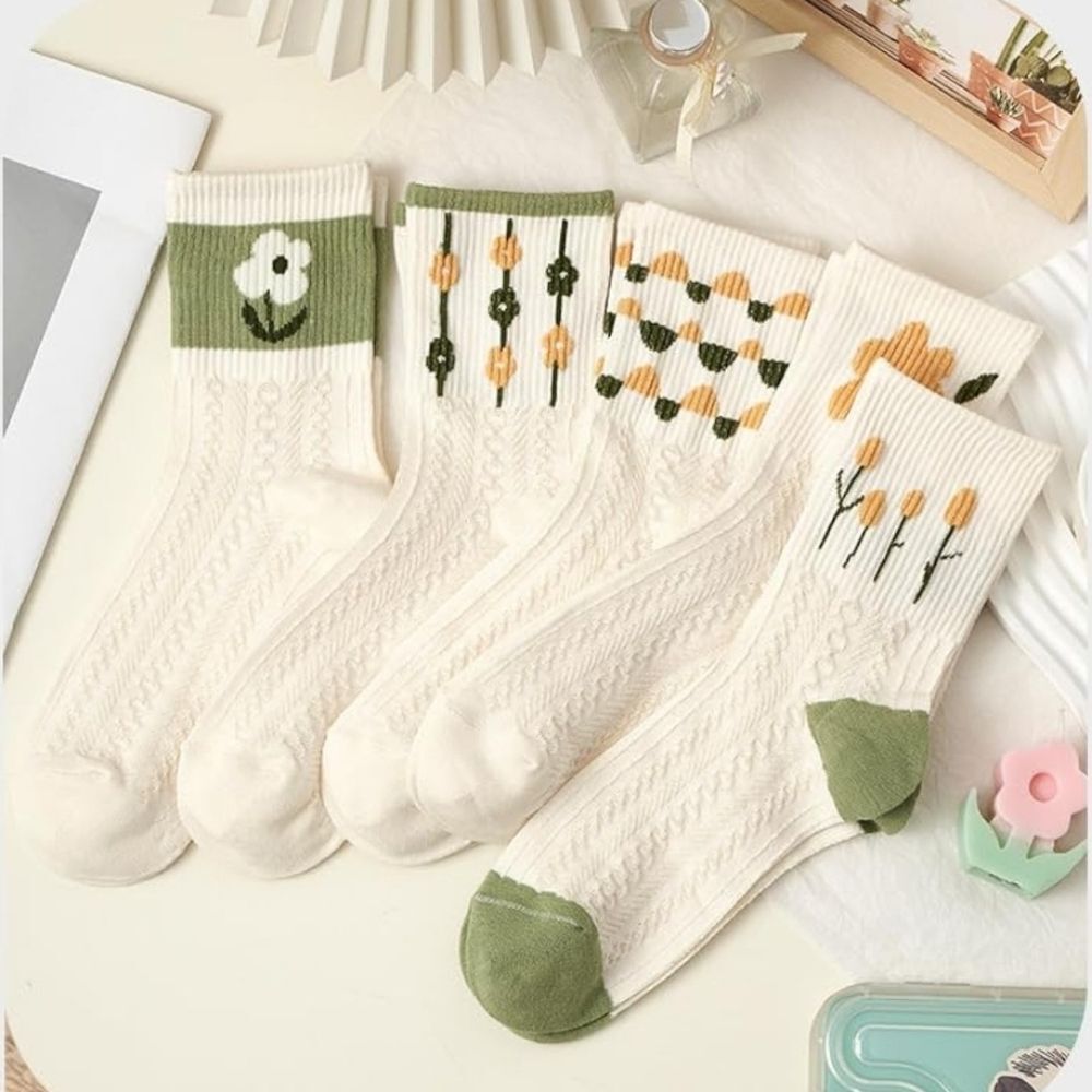 Floral Patterned White and Green Socks - Picture 2 of 6